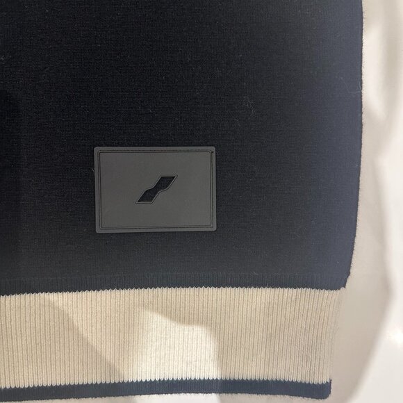 [NWOT] We11done Black V-Neck Vest - Picture 6 of 7